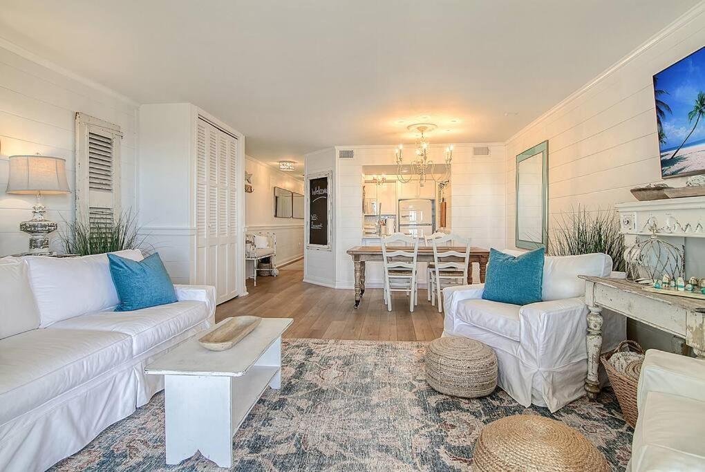 Luxury Seabrook Beachfront W/Spectacular Sunsets ภายนอก รูปภาพ
